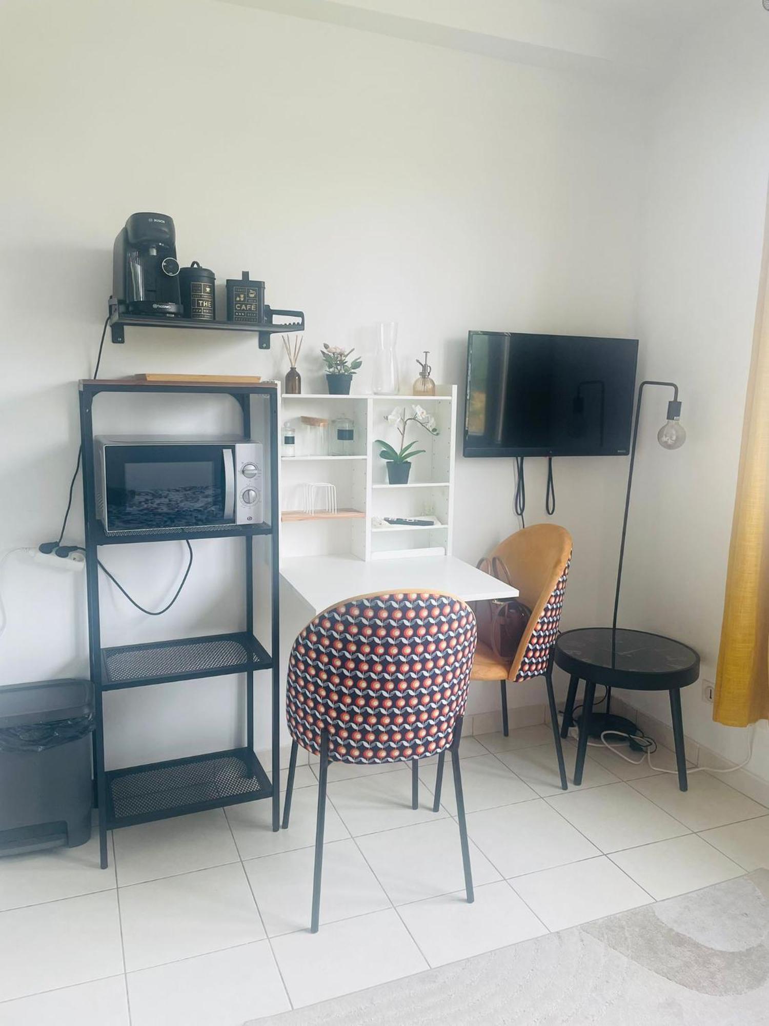 Beau Studio A 30Min De Paris Apartment Bobigny Ngoại thất bức ảnh